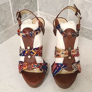 Guess Tan sandals size 6